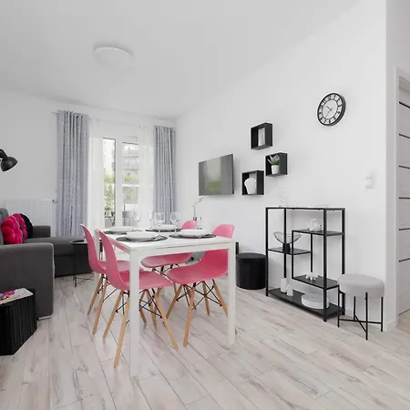 アパート Stylish With Garden In Quiet Neighborhood By Renters *
